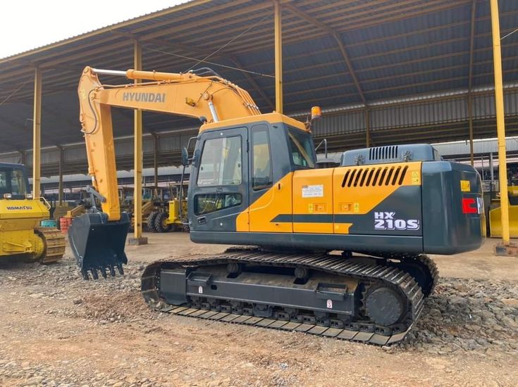 Hyundai HX210S gầu 0,92 m&sup3;
