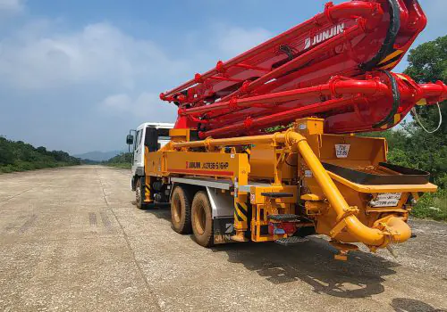 Xe Bơm Bê Tông JXR 42 Mét